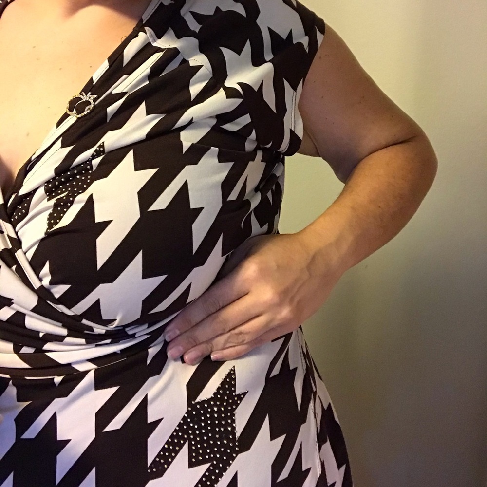 Apple Bottom wrap dress